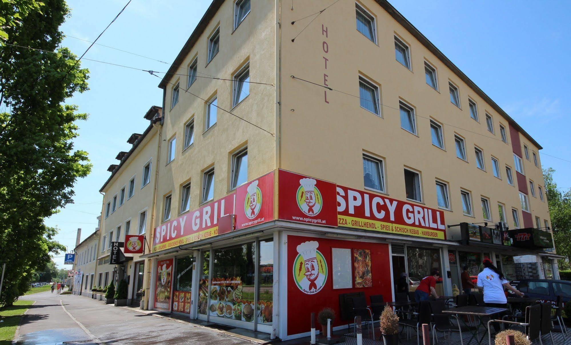 克雷恩穆辰加里酒店 林茨 外观 照片
